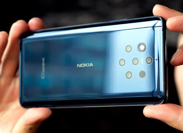 Huawei katlanabilir akıllı telefonu Mate X’i tanıttı 22