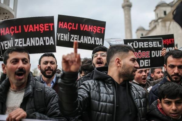 Fatih Camii'nde Yeni Zelanda protestosu 3