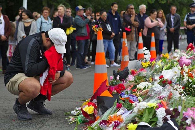 Yeni Zelanda'da acı paylaşılıyor 50