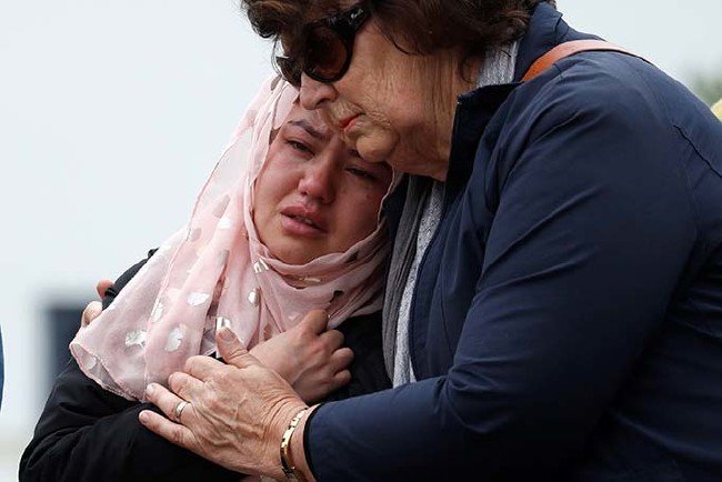 Yeni Zelanda'da acı paylaşılıyor 3