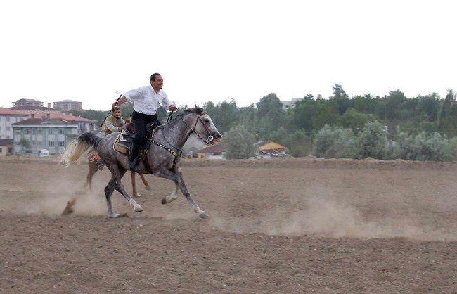 Muhsin Yazıcıoğlu'nun görülmemiş fotoğrafları 14