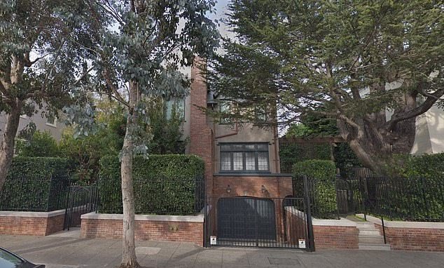 Zuckerberg'in çöpleriyle geçimini sağlıyor! Ayda 6 bin 800 TL gelir 5