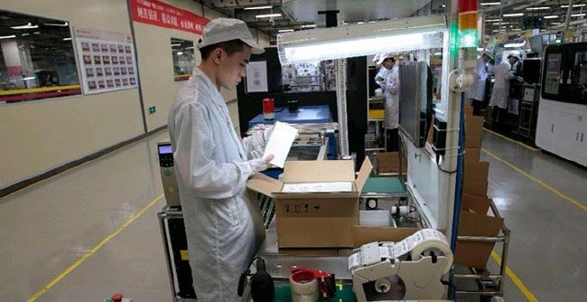 28,5 saniyede bir telefon üretiyor 8