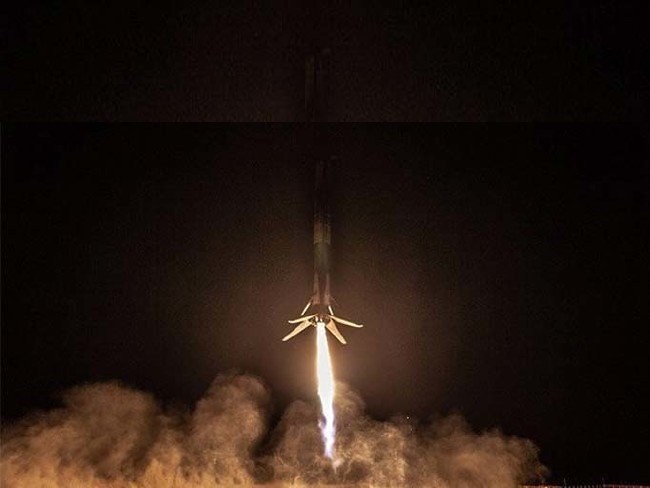 SpaceX’in roketi güvenlik testinde patladı 1