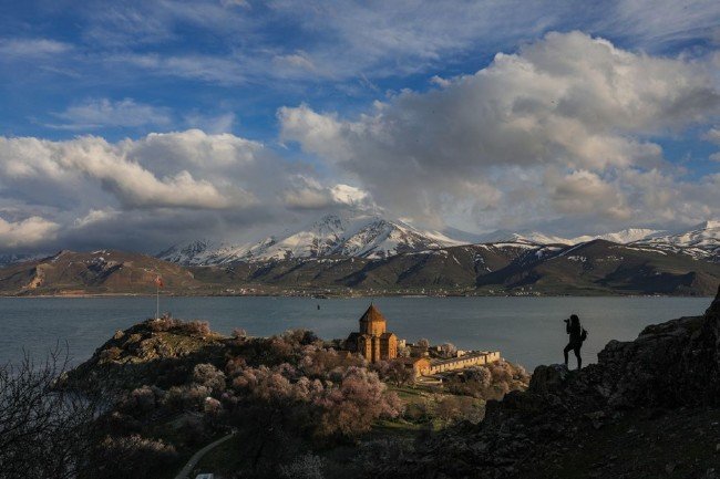Akdamar Adası'nda ilkbahar güzelliği 29