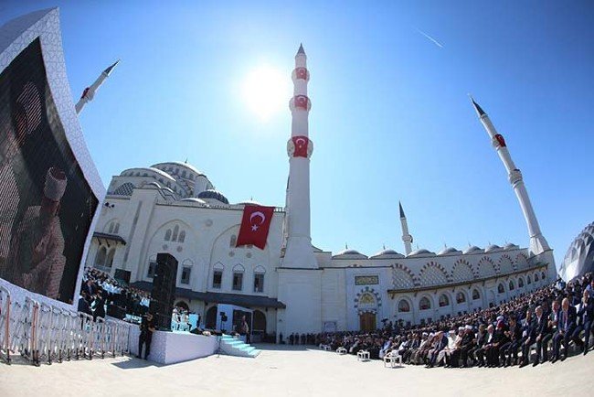 Çamlıca Camii'nin açılışından kareler 36