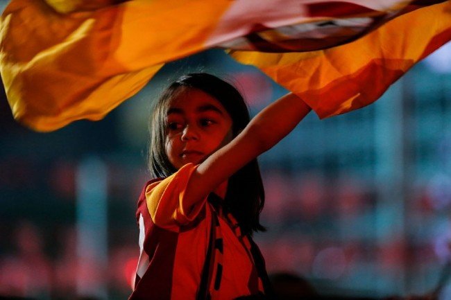 Taksim'de 'Sarı-Kırmızı' bayram 16