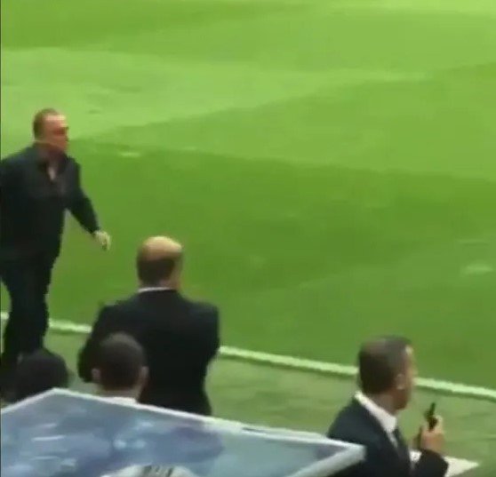 Fatih Terim'den Robinho'ya yumruklu tepki 2