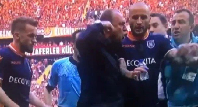 Fatih Terim'den Robinho'ya yumruklu tepki 6