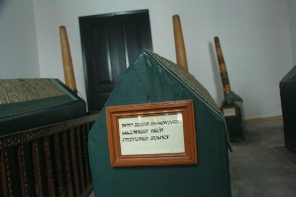 Dolmabahçe Sarayı'nda gizemli türbe 9