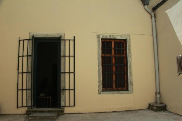 Dolmabahçe Sarayı'nda gizemli türbe 10