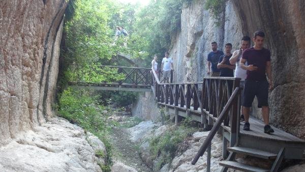 Titus Tüneli’ne ziyaretçi akını 4