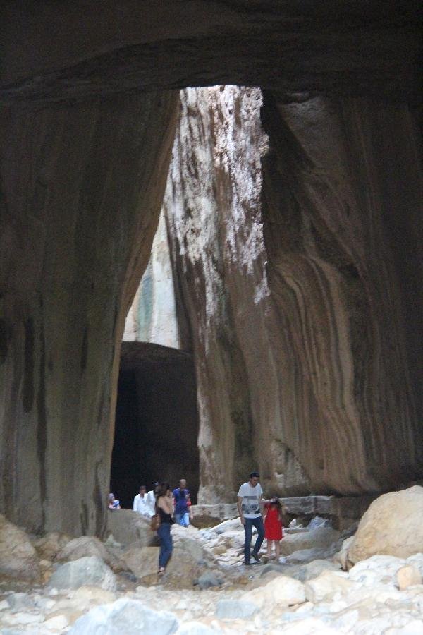 Titus Tüneli’ne ziyaretçi akını 17