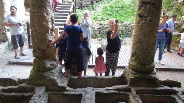 Titus Tüneli’ne ziyaretçi akını 7