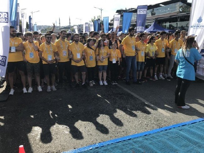 2 bin İstanbullu Üsküdar'da koştu 6