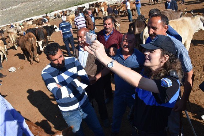 Polisten uygulamalı 'sahte para' uyarısı 8