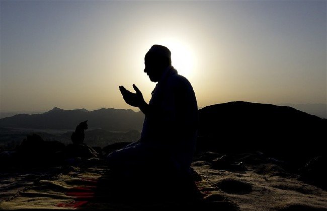 Hicretin mucizevi dağı 'Sevr' 3