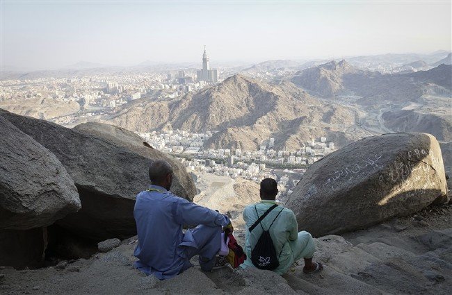 Hicretin mucizevi dağı 'Sevr' 5