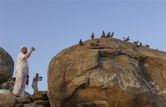 Hicretin mucizevi dağı 'Sevr' 13