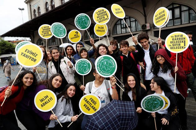 Tüm dünya, Mavi Gezegen için ayağa kalktı 38