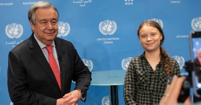 Yaktığı kıvılcım tüm dünyayı sardı: Greta Thunberg 9