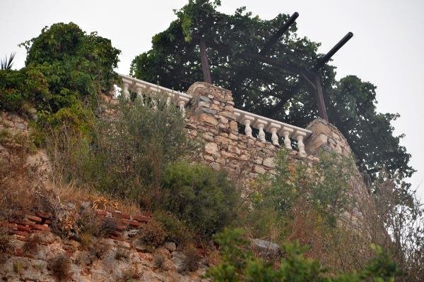 Alanya Kalesi'nde surları yıkan skandal 7