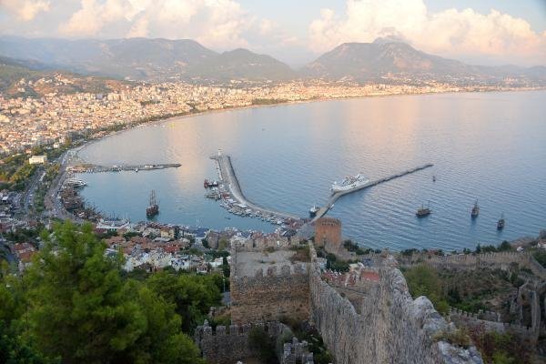 Alanya Kalesi'nde surları yıkan skandal 9