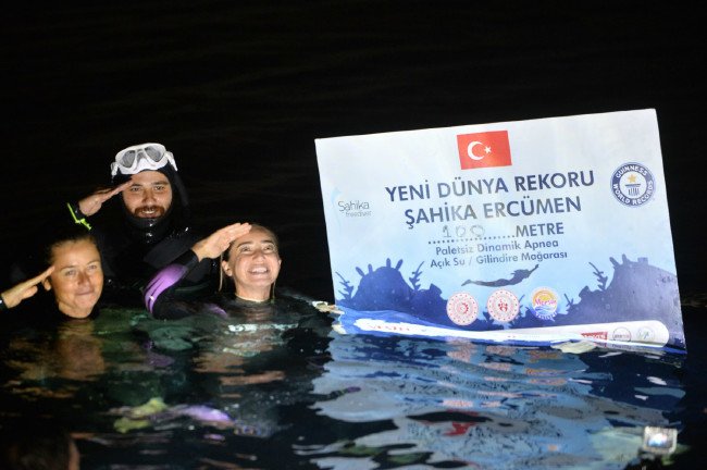 Şahika Encümen'den yeni rekor: 90 metre sınırını aştı 7