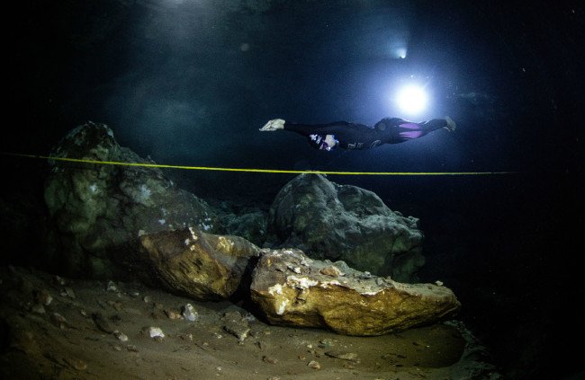 Şahika Encümen'den yeni rekor: 90 metre sınırını aştı 9