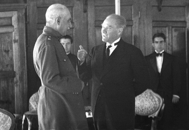 Atatürk'ün bilinmeyen fotoğrafları 4