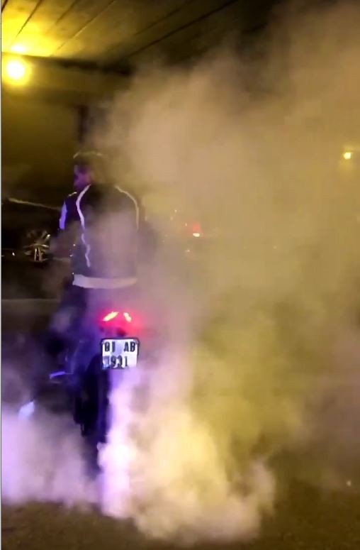 Asker uğurlayanlar ortalığı birbirine kattı 3