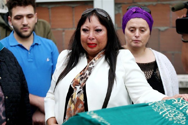 Siyanürle intihar eden 4 kardeşe veda 19