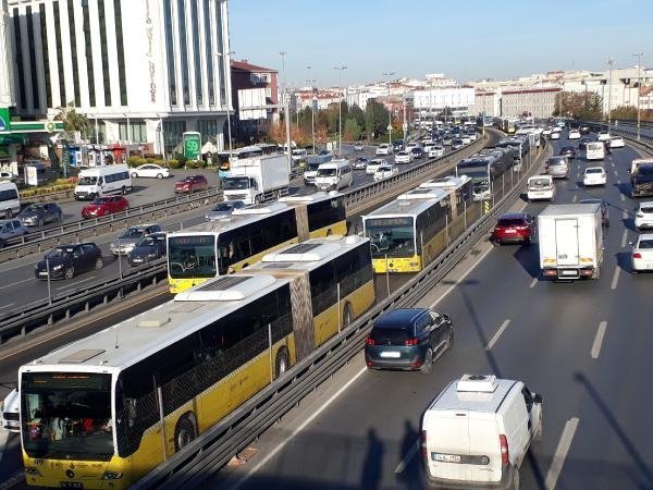 Florya'da metrobüs arızası 10