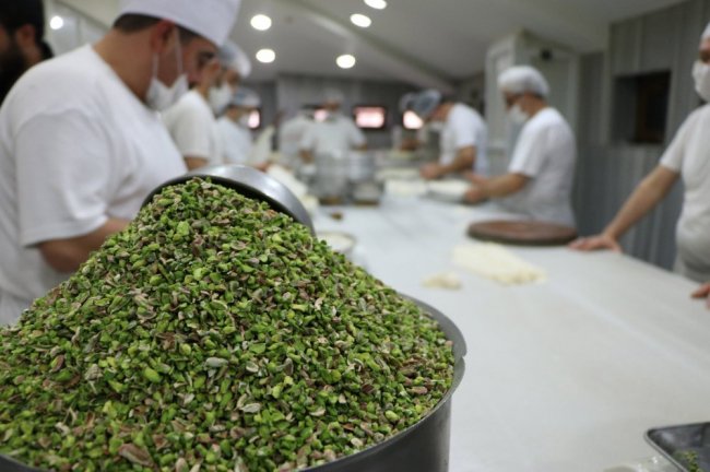 Ucuz baklavaya dikkat! İçinde neler yok ki... 1