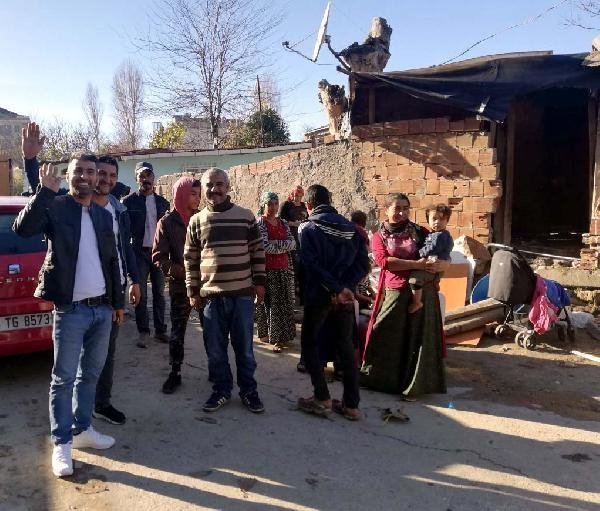 'Robin Hood' bu sefer Ataşehir’de yüzleri güldürdü 16