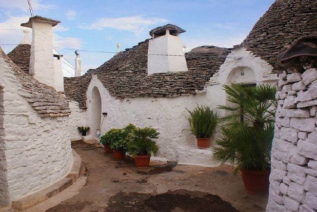 Ortaçağ'dan kalma köy güzelliğiyle büyülüyor 30