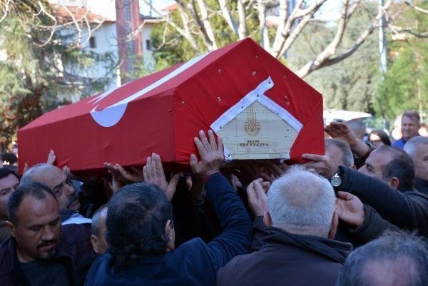 Öldürülen sağlık müdürüne acı tören 29