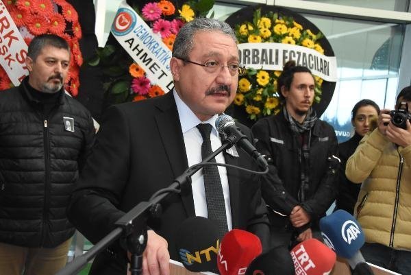 Öldürülen sağlık müdürüne acı tören 6