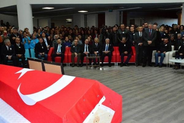 Öldürülen sağlık müdürüne acı tören 23