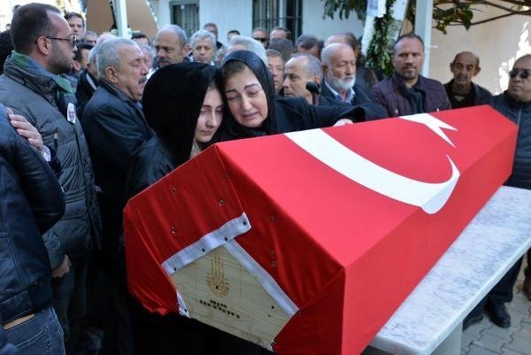 Öldürülen sağlık müdürüne acı tören 18