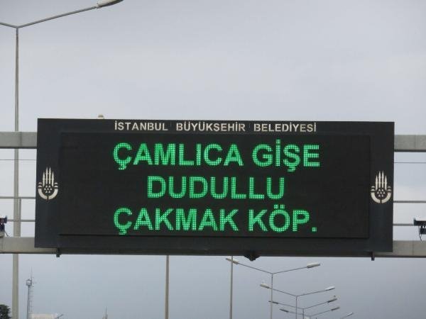 Yılın ilk günü İstanbul’da yollar boş kaldı 6
