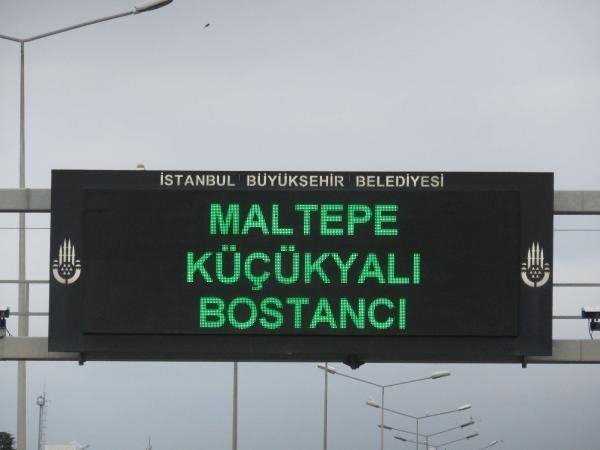 Yılın ilk günü İstanbul’da yollar boş kaldı 7