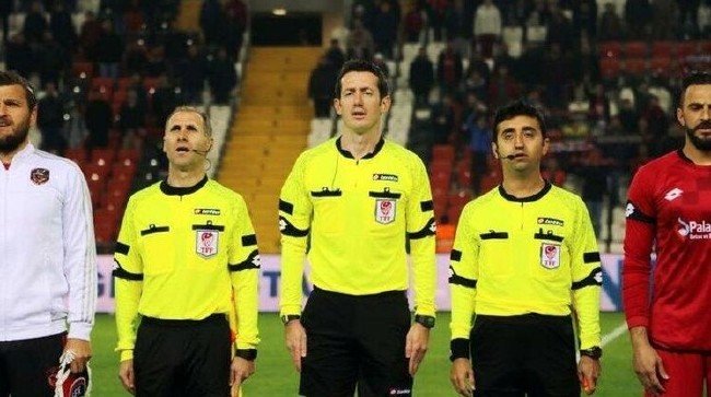 Süper Lig hakemlerinin kazancı dudak uçuklattı 25