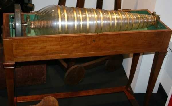 Bu enstrüman yüzlerce kişinin delirmesine neden oldu 13