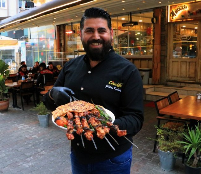 Adanalıların yeni gözdesi 'billur kebabı' 1