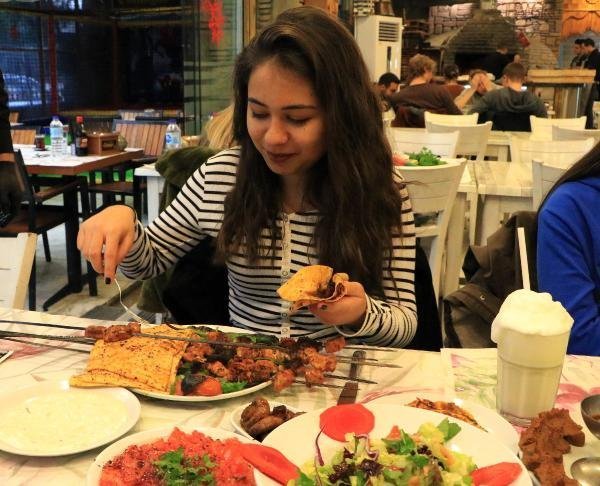 Adanalıların yeni gözdesi 'billur kebabı' 8