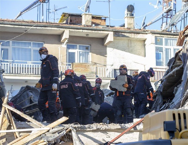 Elazığ ve Malatya'da ağır bilanço 72