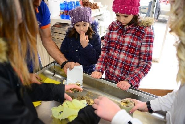 Harçlıklarını Elazığ'a gönderdiler 7