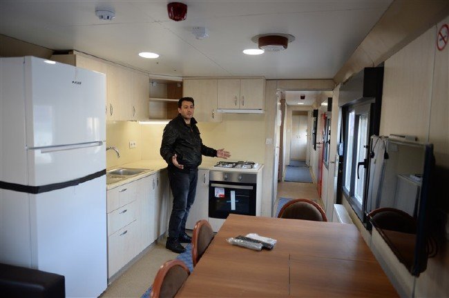 TCDD'nin yardım treni Elazığ'da 15