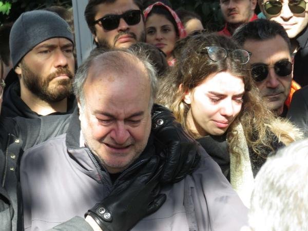 Önce uçak saatini sonra koltuğunu değiştirmiş 6